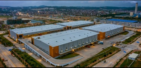 Located in Quanzhou, Fujian, Mapletree (Quanzhou TIZ) Logistics Park comprises four blocks of double-storey ramp up warehouses and has an NLA of 108,312 sqm